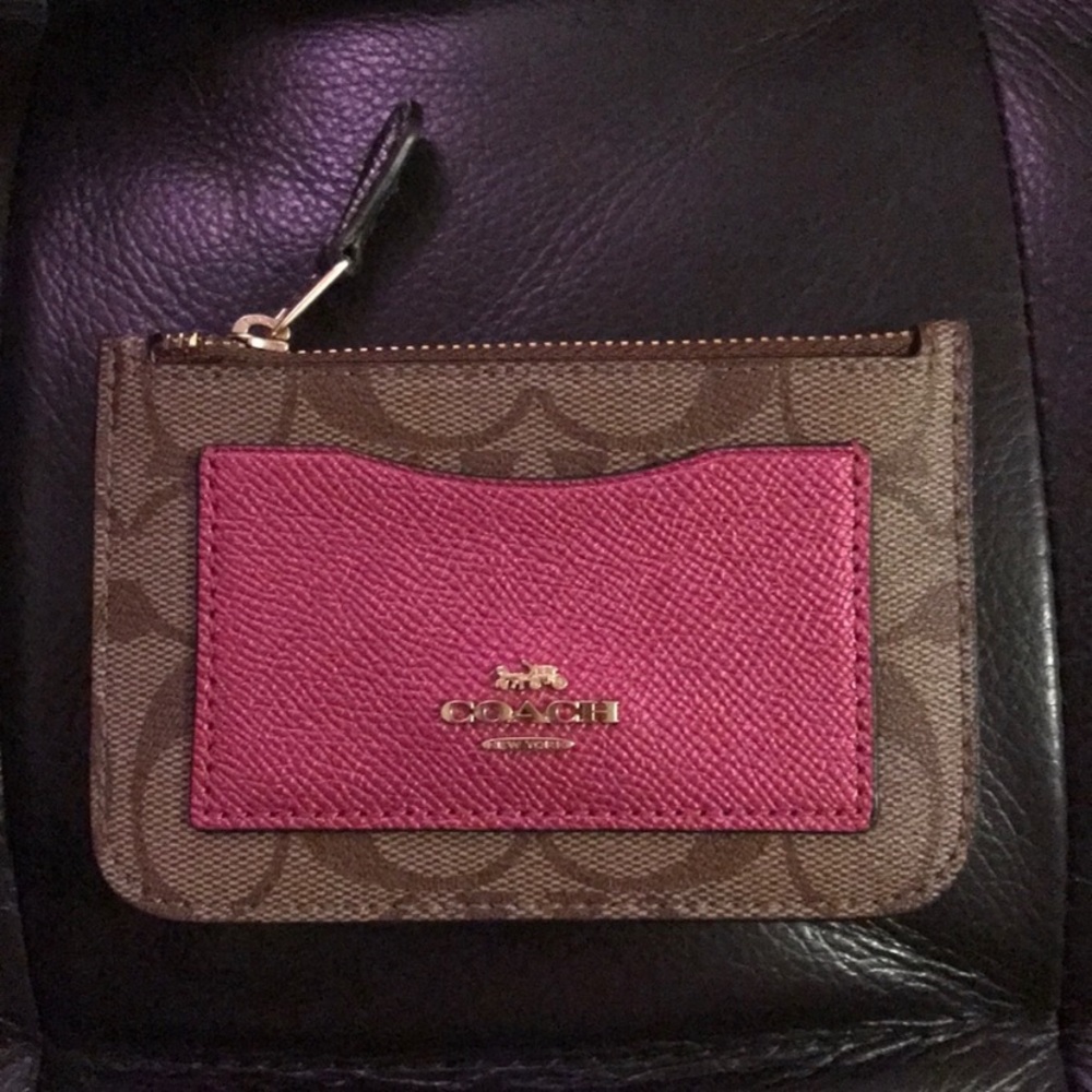 NWOT Coach small card case holder w/ zipper pocket